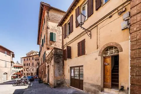 Appartamento Nel Cuore Del Centro Storico Di Siena 0*,  Italy
